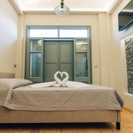 Katerina's Mini Suite Plomari Bagian luar foto